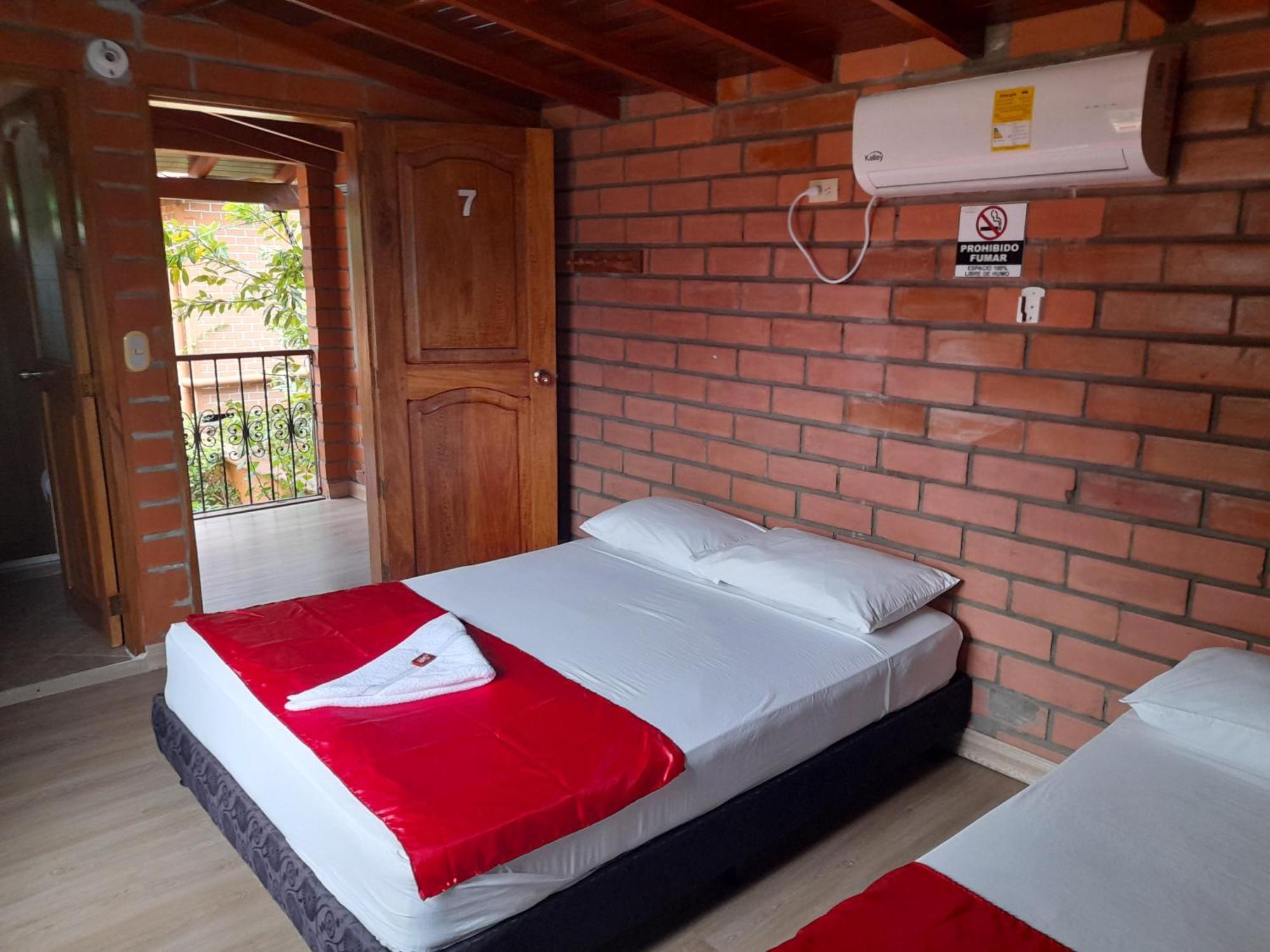 Hotel Boutique Los Gentiles Santa Fe de Antioquia Room photo